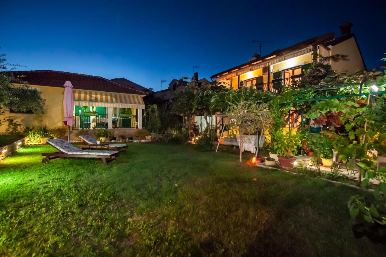 Apartments And Rooms Villa Dea Adults Only Rovinj Eksteriør bilde