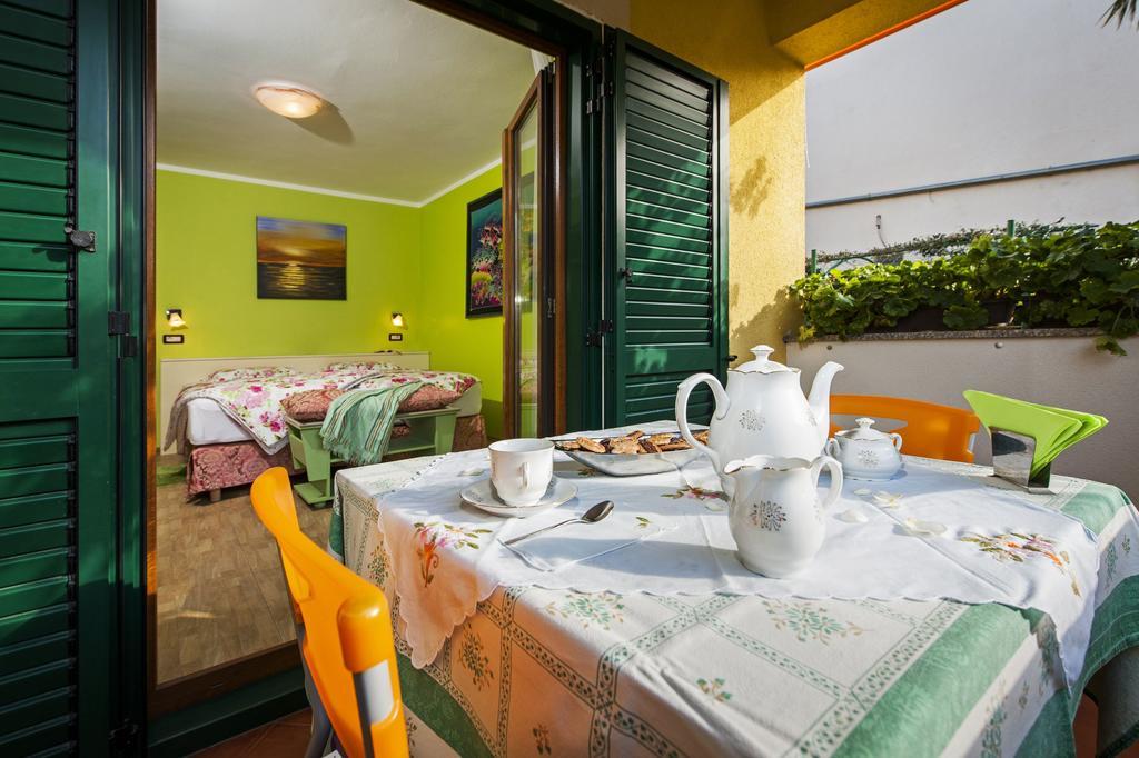 Apartments And Rooms Villa Dea Adults Only Rovinj Eksteriør bilde